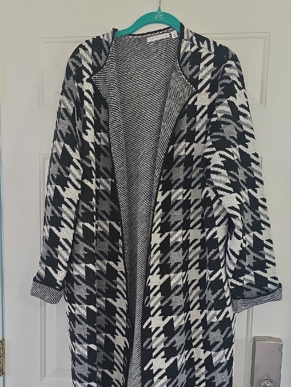 Notations Black and White Houndstooth Open-Front Cardigan